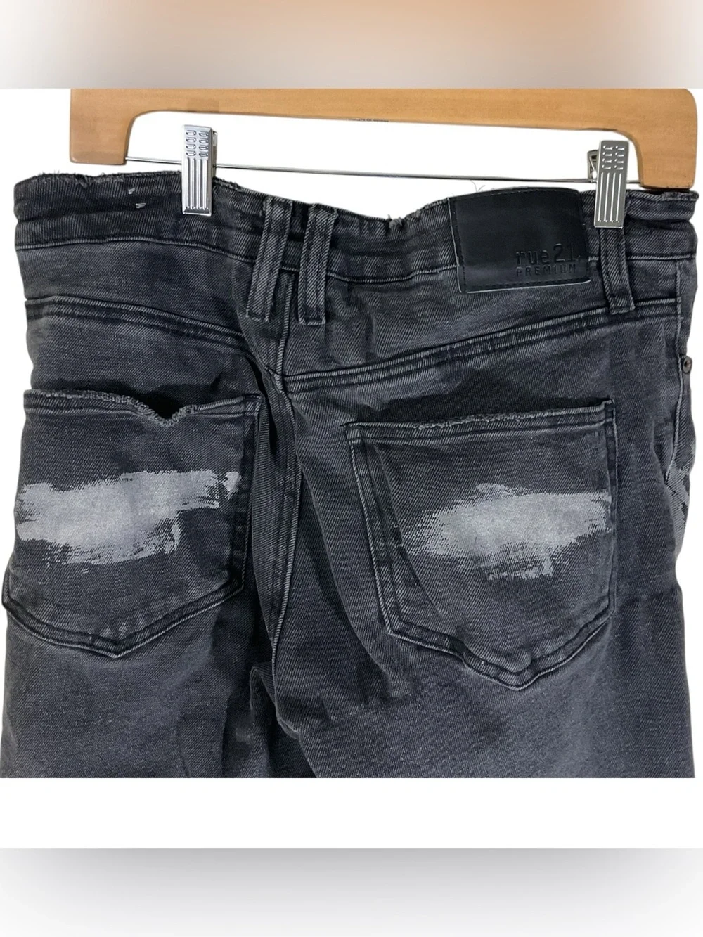 Rue21 Premium Men’s 30x32 Stacked Skinny Supreme Flex Moto Paint Splatter Jeans